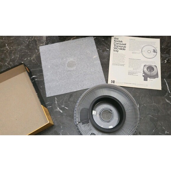 Vintage Kodak Carousel Transvue 140 Slide Tray with Original Box Gray For Slides - Picture 3 of 16